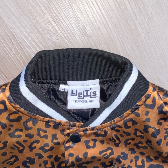 Let’s kids eternal leopard bomber jacket. Size 4. Sold out in this size. - Picture 3 of 7